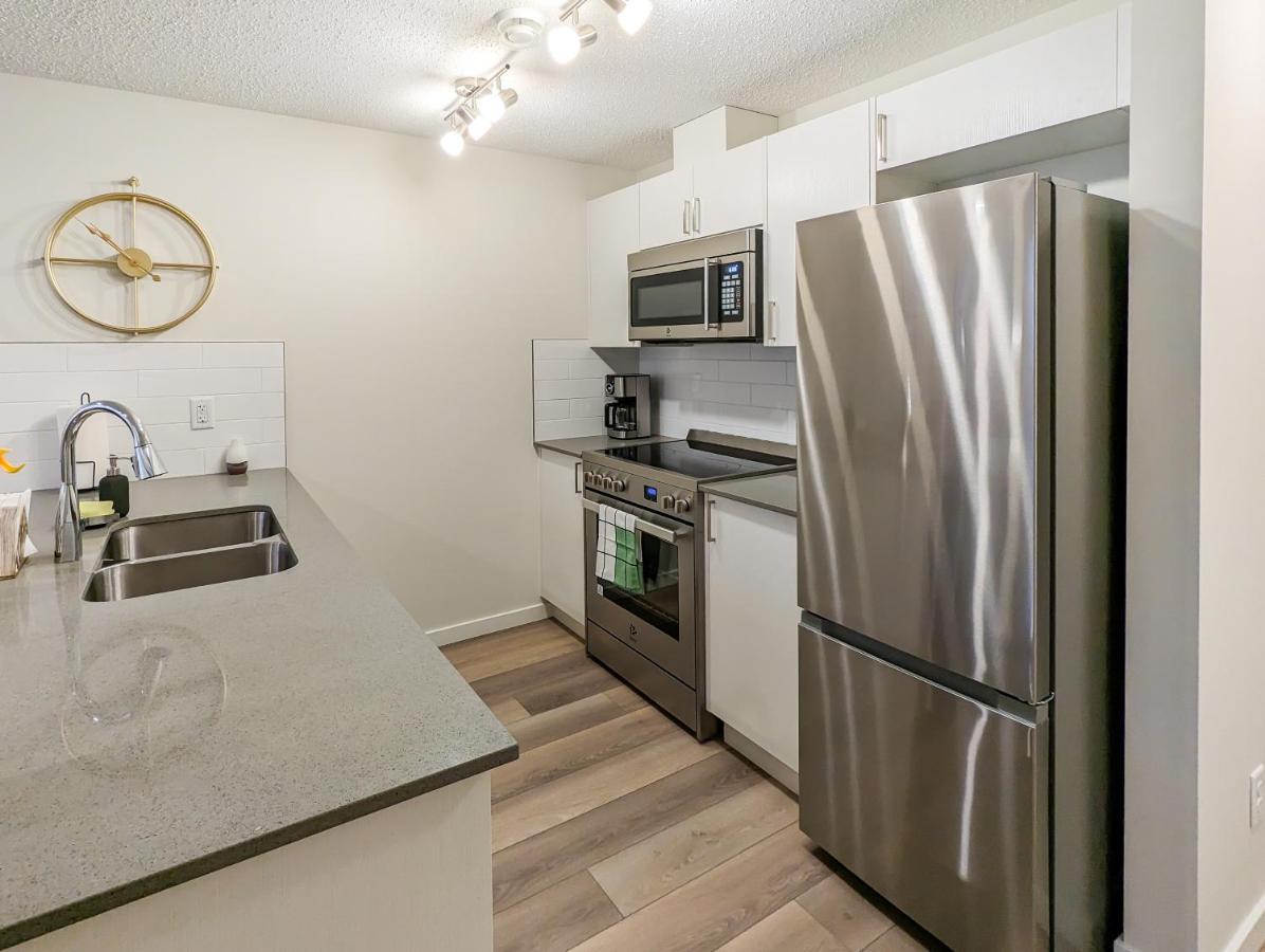 Globalstay New Apartments In Cranbrook Free Street Parking Calgary Zewnętrze zdjęcie