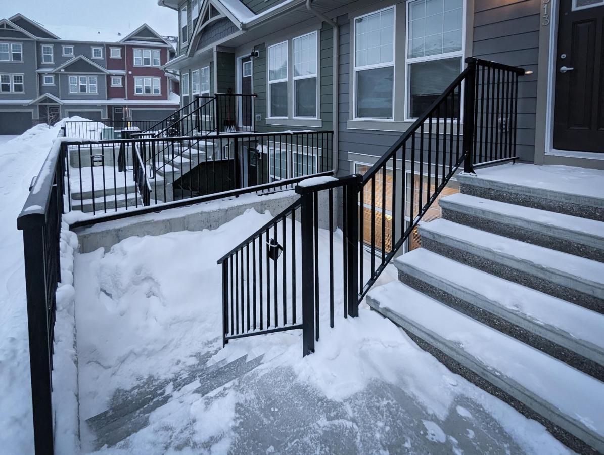 Globalstay New Apartments In Cranbrook Free Street Parking Calgary Zewnętrze zdjęcie