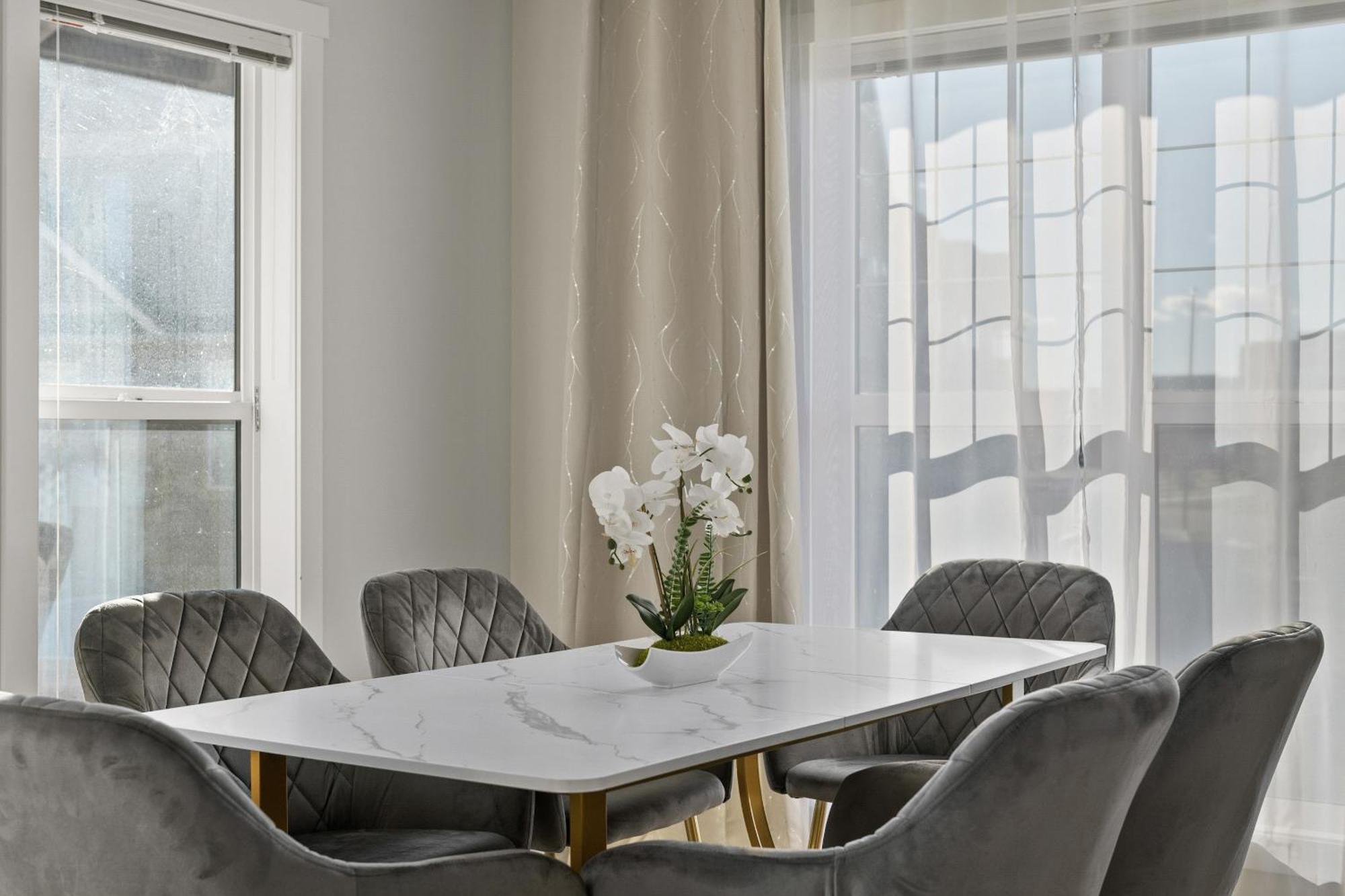 Globalstay New Apartments In Cranbrook Free Street Parking Calgary Zewnętrze zdjęcie